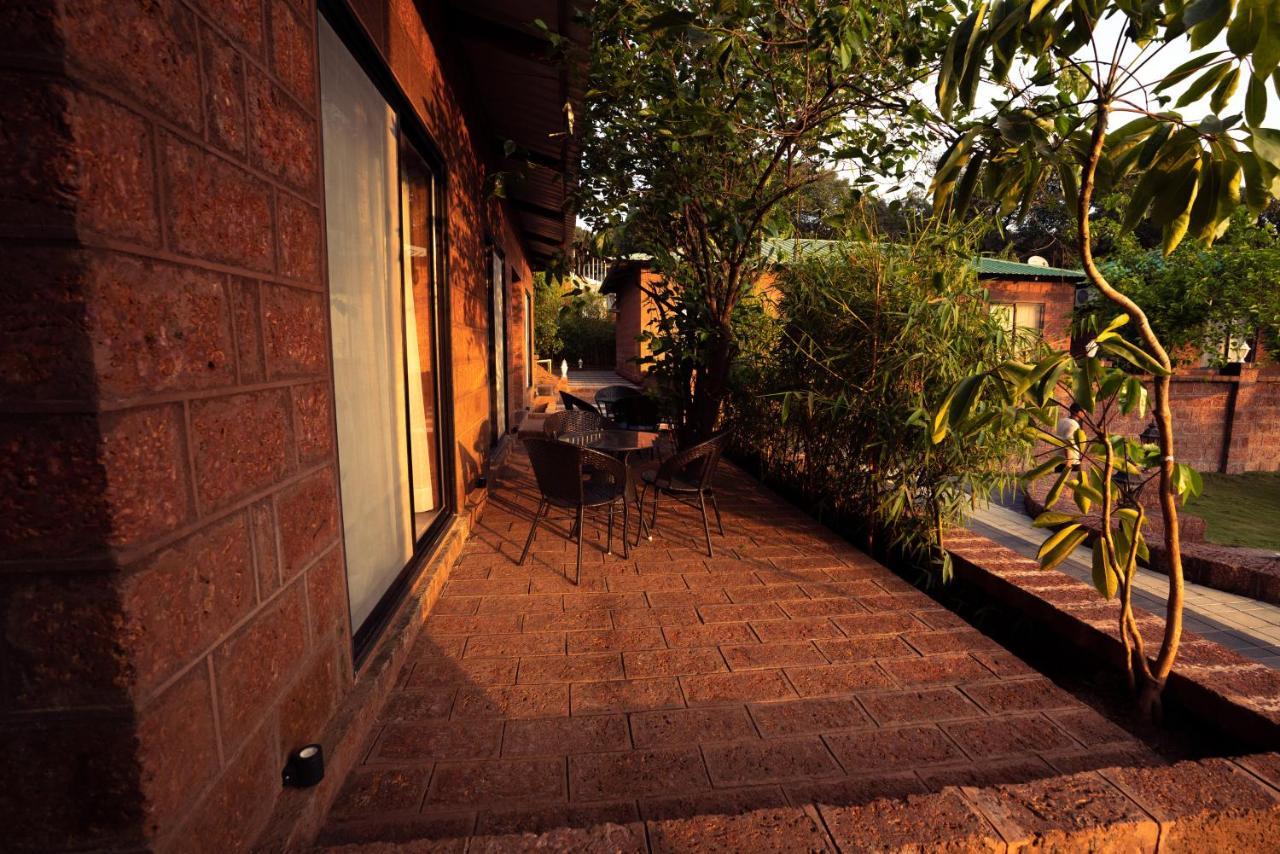 La Serene Resort&Spa Mahābaleshwar Exterior foto
